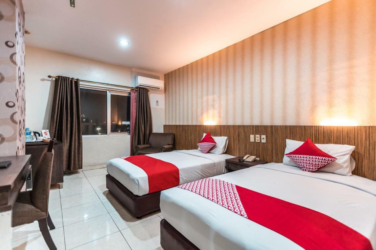 Hotel Oyo 1475 Alia Matraman Syariah Near Rs Premier Jatinergara Jakarta Exterior foto