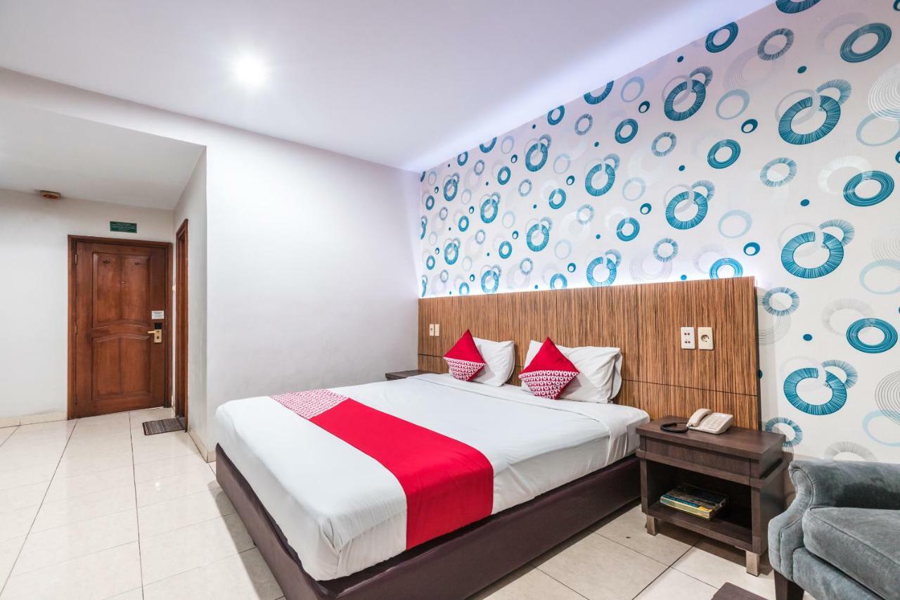 Hotel Oyo 1475 Alia Matraman Syariah Near Rs Premier Jatinergara Jakarta Exterior foto