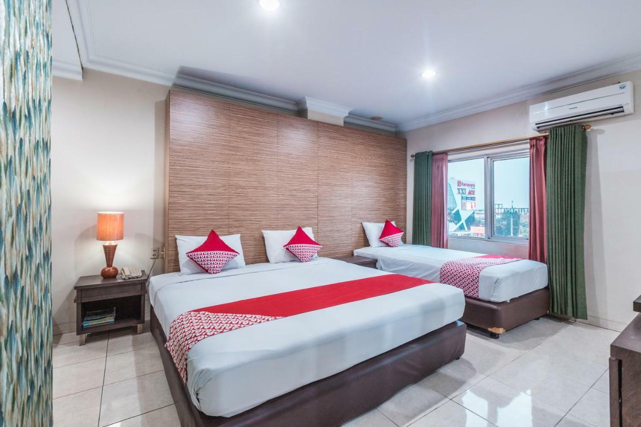 Hotel Oyo 1475 Alia Matraman Syariah Near Rs Premier Jatinergara Jakarta Exterior foto