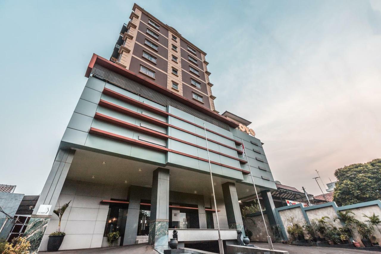 Hotel Oyo 1475 Alia Matraman Syariah Near Rs Premier Jatinergara Jakarta Exterior foto