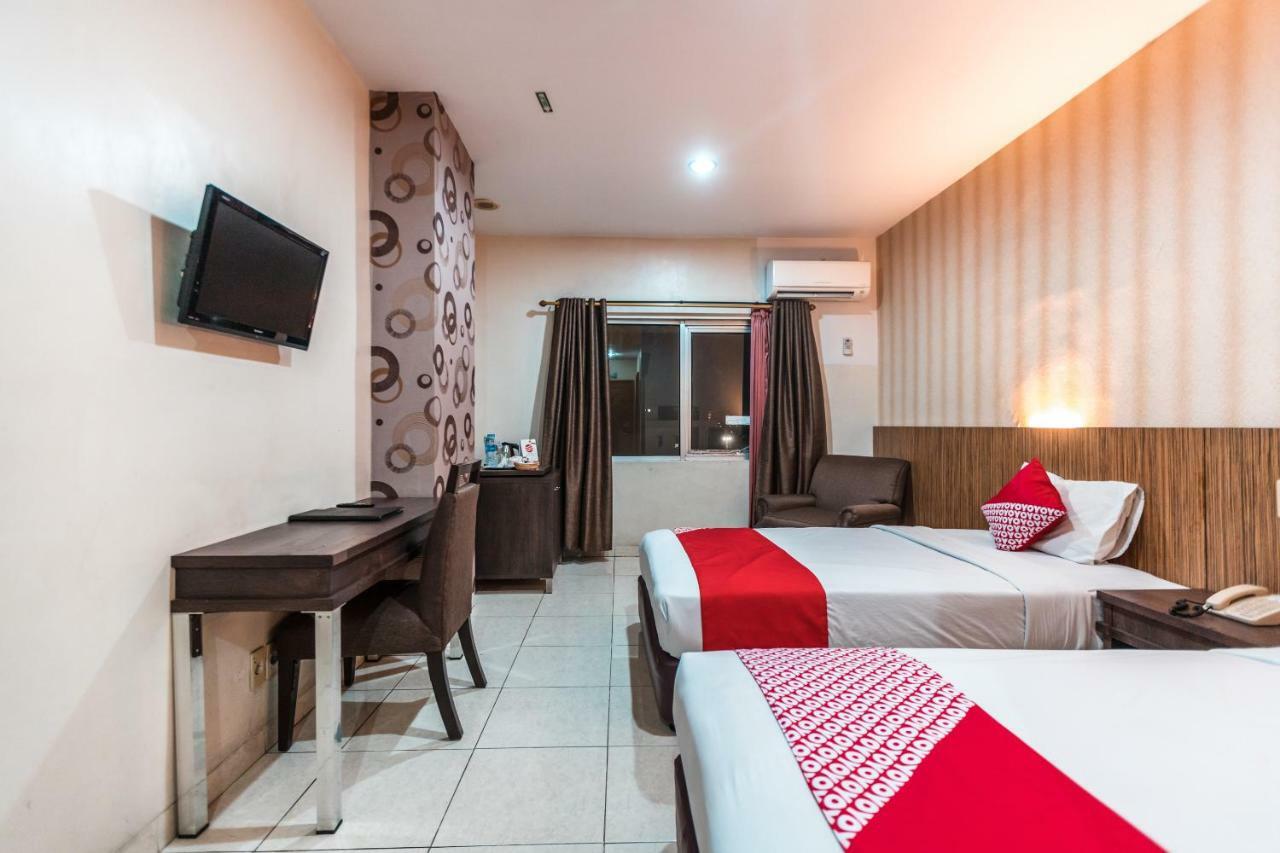Hotel Oyo 1475 Alia Matraman Syariah Near Rs Premier Jatinergara Jakarta Exterior foto